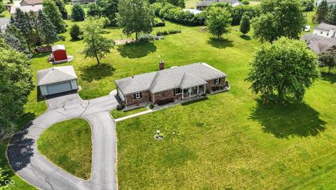 1981 N Valley Lane Greenfield IN 46140