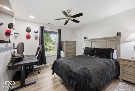1816 Acorn Road Franklin IN 46131