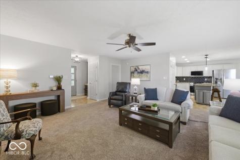 1816 Acorn Road Franklin IN 46131