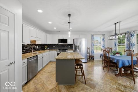 1816 Acorn Road Franklin IN 46131