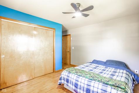 4946 Barnett Avenue Sharpsville IN 46068