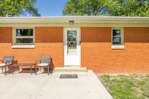 4946 Barnett Avenue Sharpsville IN 46068