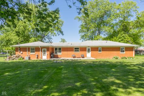 4946 Barnett Avenue Sharpsville IN 46068