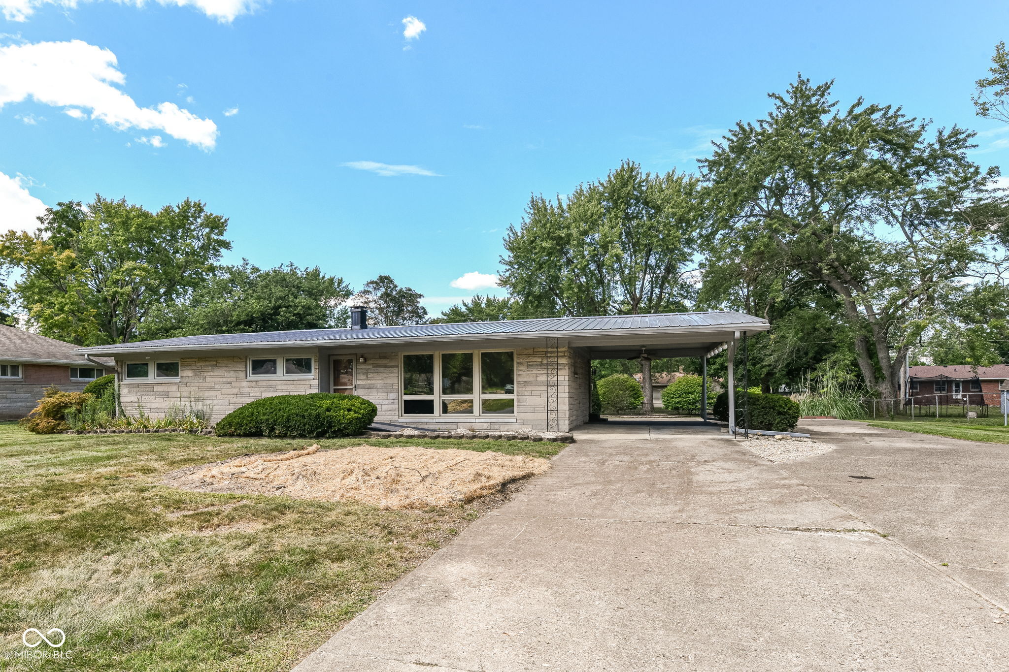 2226 Hanover Drive Indianapolis IN 46227