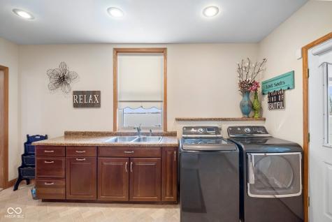 5181 N State Road 39 Rossville IN 46065