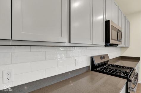 1621 Clover Crossing Drive Greenfield IN 46140