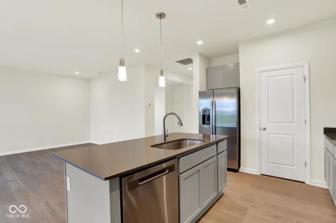 1621 Clover Crossing Drive Greenfield IN 46140