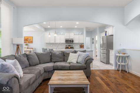 3764 Maple Ridge Drive Columbus IN 47201