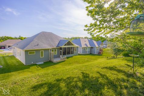 3764 Maple Ridge Drive Columbus IN 47201