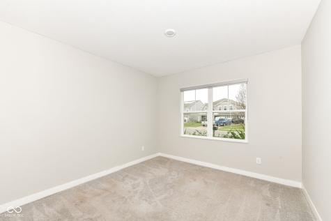 1169 Meadowbank Lane Avon IN 46123