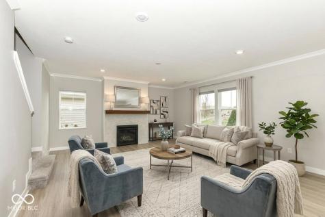 1169 Meadowbank Lane Avon IN 46123