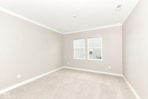 1169 Meadowbank Lane Avon IN 46123