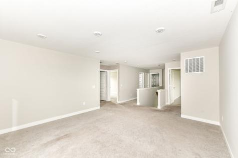 1169 Meadowbank Lane Avon IN 46123