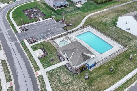 1169 Meadowbank Lane Avon IN 46123