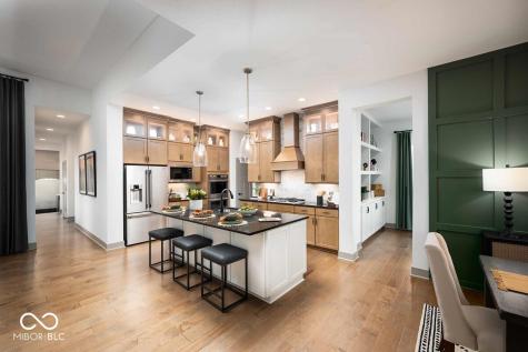 6070 Salisbury Street Zionsville IN 46077