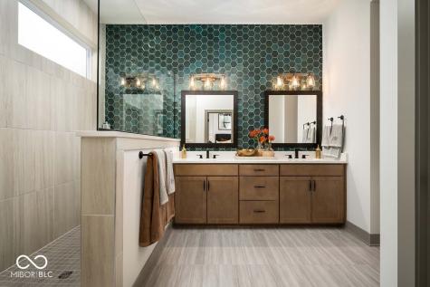 6070 Salisbury Street Zionsville IN 46077
