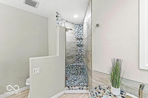 2124 Sequoia Lane Indianapolis IN 46240