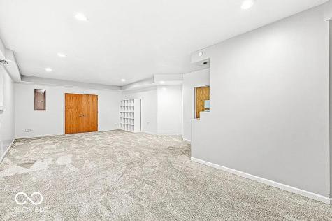 2124 Sequoia Lane Indianapolis IN 46240