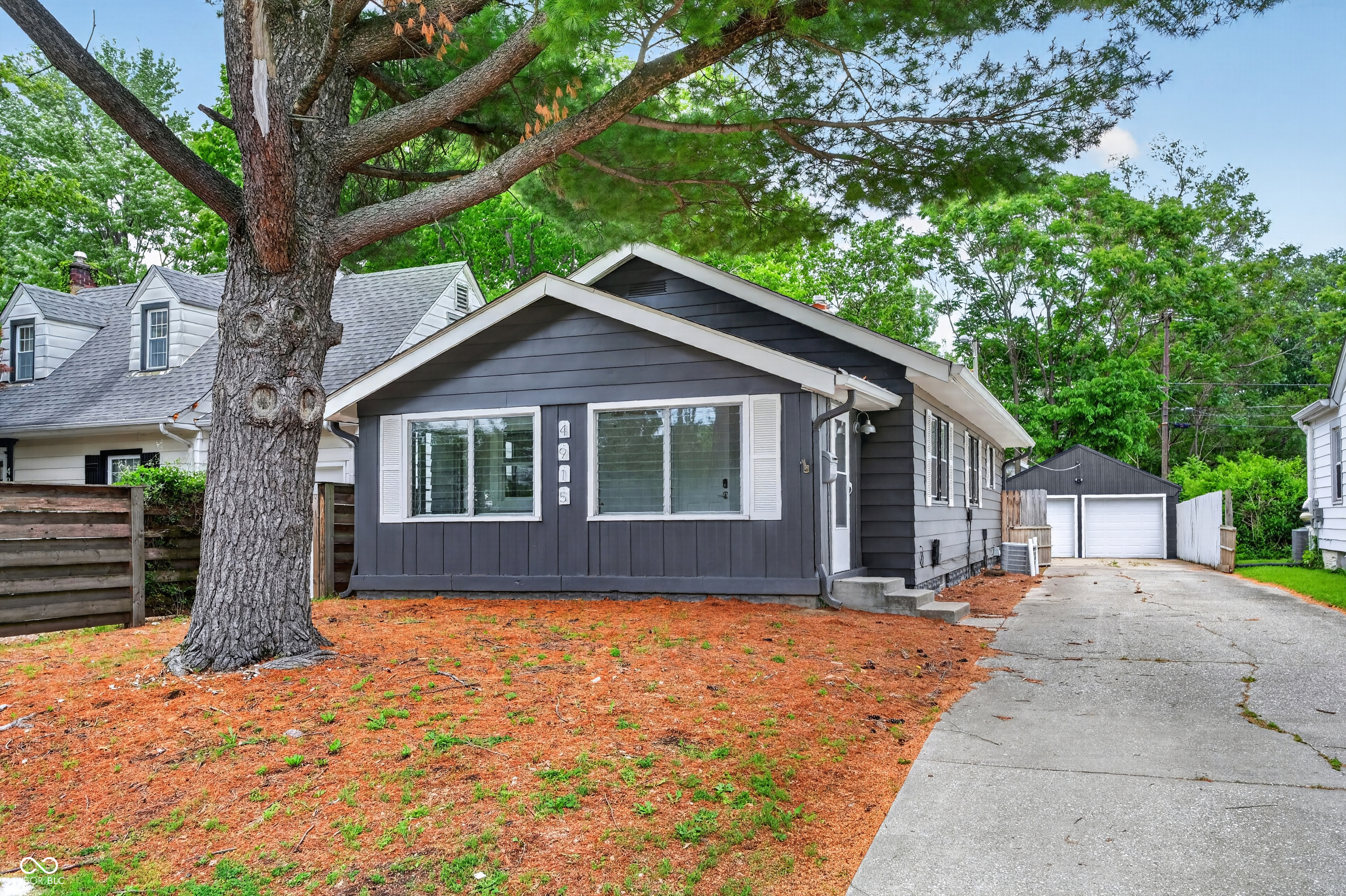 4915 Evanston Avenue Indianapolis IN 46205