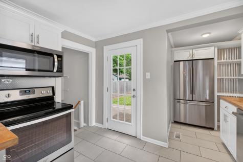 4915 Evanston Avenue Indianapolis IN 46205