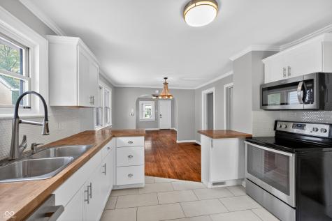 4915 Evanston Avenue Indianapolis IN 46205