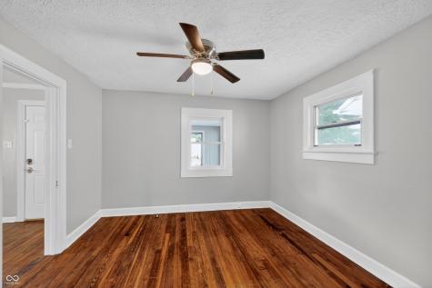 4915 Evanston Avenue Indianapolis IN 46205