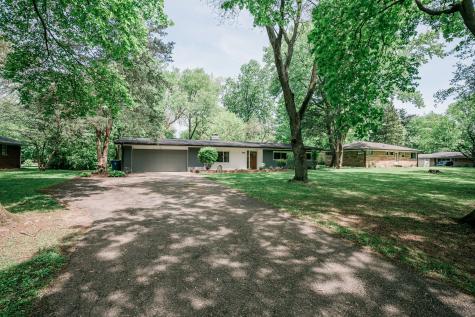 4888 Kessler View Drive Indianapolis IN 46220