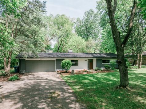 4888 Kessler View Drive Indianapolis IN 46220