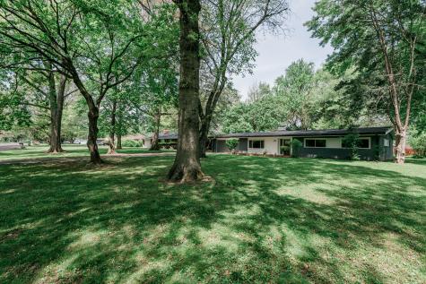 4888 Kessler View Drive Indianapolis IN 46220