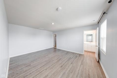 9758 Oak Grove Drive Pendleton IN 46064