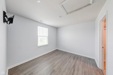 9758 Oak Grove Drive Pendleton IN 46064