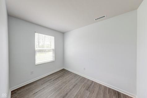 9758 Oak Grove Drive Pendleton IN 46064