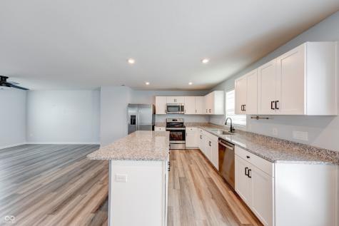 9758 Oak Grove Drive Pendleton IN 46064