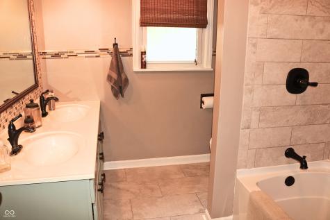 1 Locust Hill Crawfordsville IN 47933