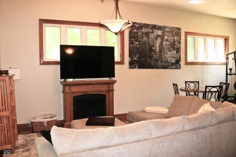 1 Locust Hill Crawfordsville IN 47933