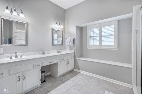 7824 Chesapeake Drive W Indianapolis IN 46236