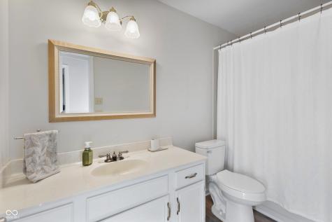 7824 Chesapeake Drive W Indianapolis IN 46236