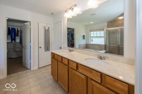 15935 Eastpark Court Noblesville IN 46060