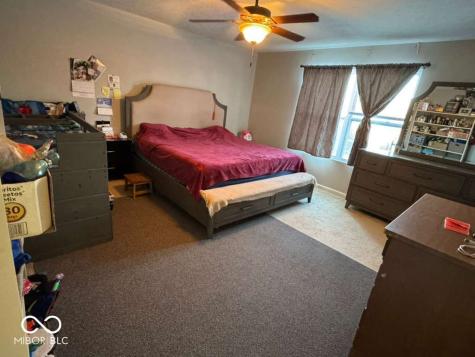 5833 High Grass Lane Indianapolis IN 46235