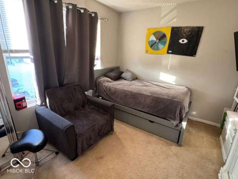 5833 High Grass Lane Indianapolis IN 46235
