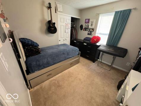 5833 High Grass Lane Indianapolis IN 46235