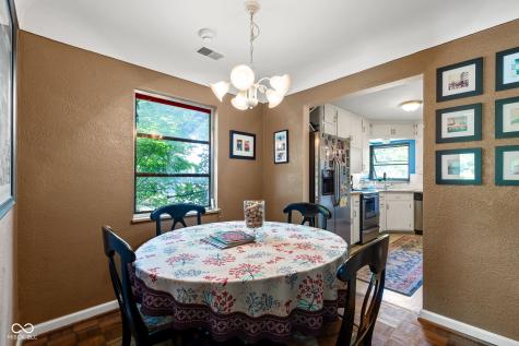 1602 Kessler Boulevard East Drive Indianapolis IN 46220