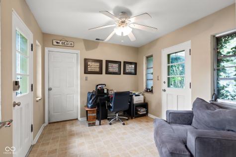 1602 Kessler Boulevard East Drive Indianapolis IN 46220