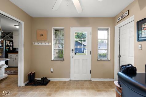 1602 Kessler Boulevard East Drive Indianapolis IN 46220