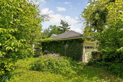 1602 Kessler Boulevard East Drive Indianapolis IN 46220