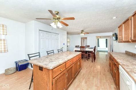 229 N 5th Street Elwood IN 46036