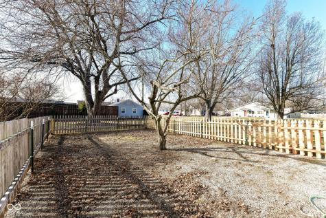 229 N 5th Street Elwood IN 46036