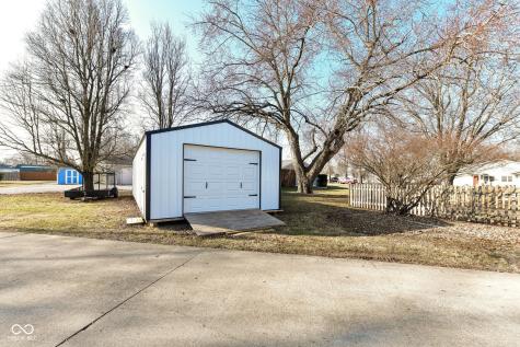 229 N 5th Street Elwood IN 46036