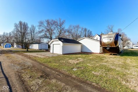229 N 5th Street Elwood IN 46036