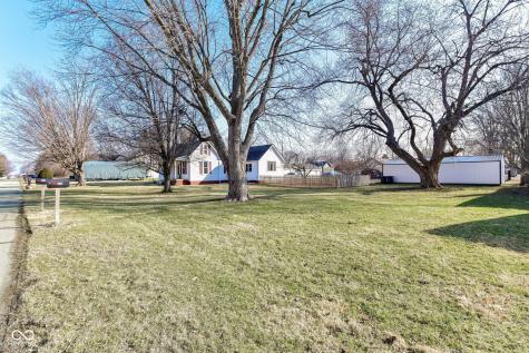 229 N 5th Street Elwood IN 46036